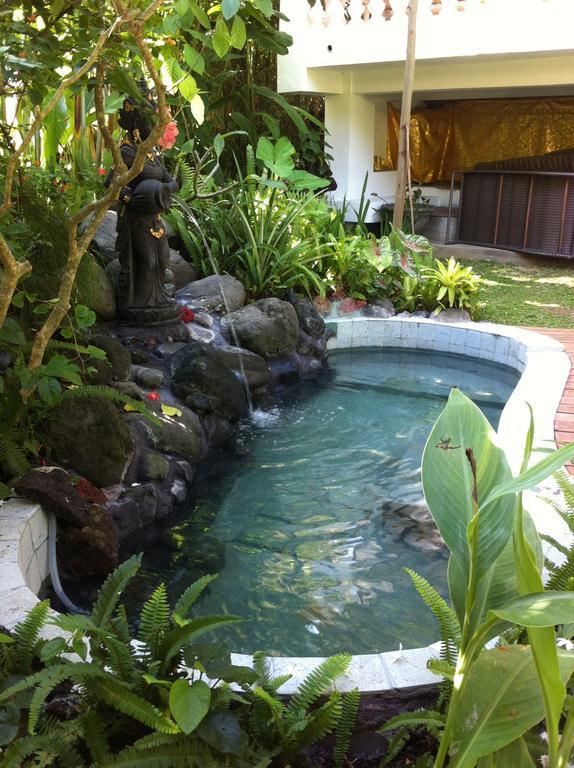 White Lotus Oasis Hotel Ubud  Bagian luar foto